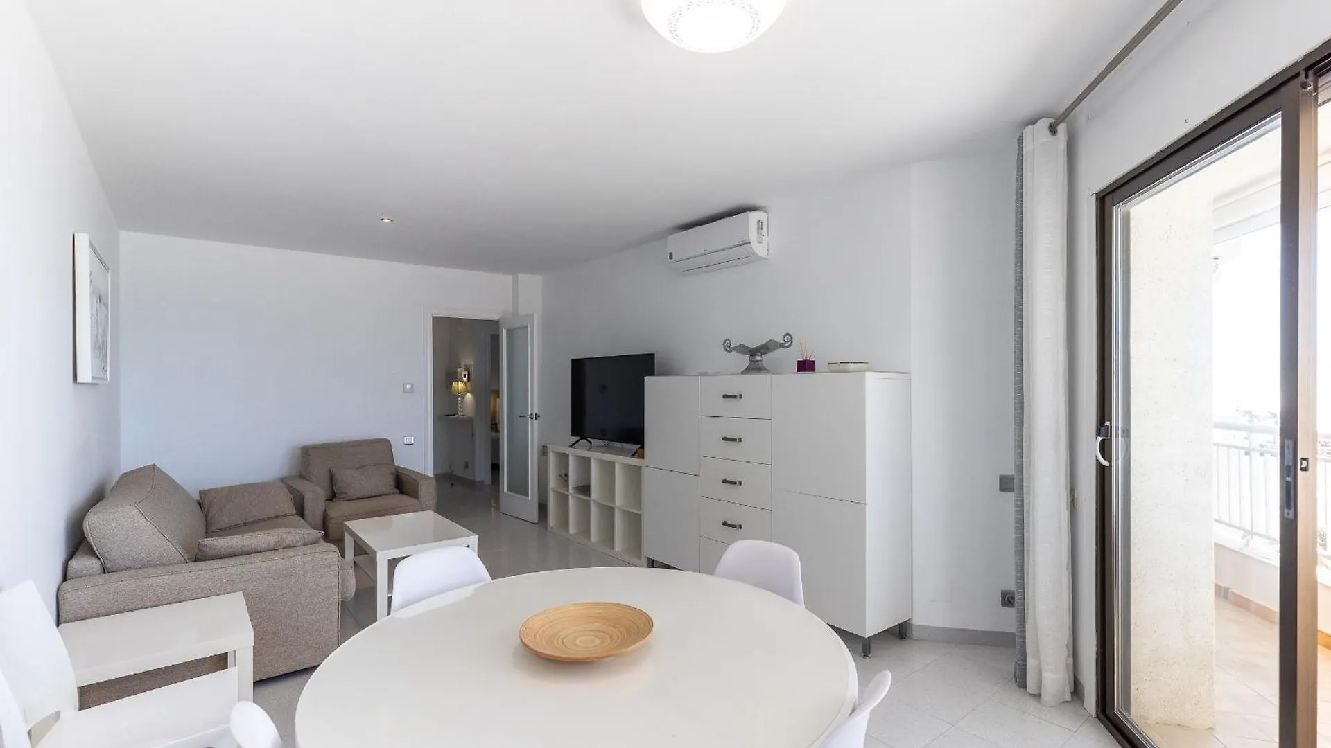 Uhc Santillana Family Complex Salou